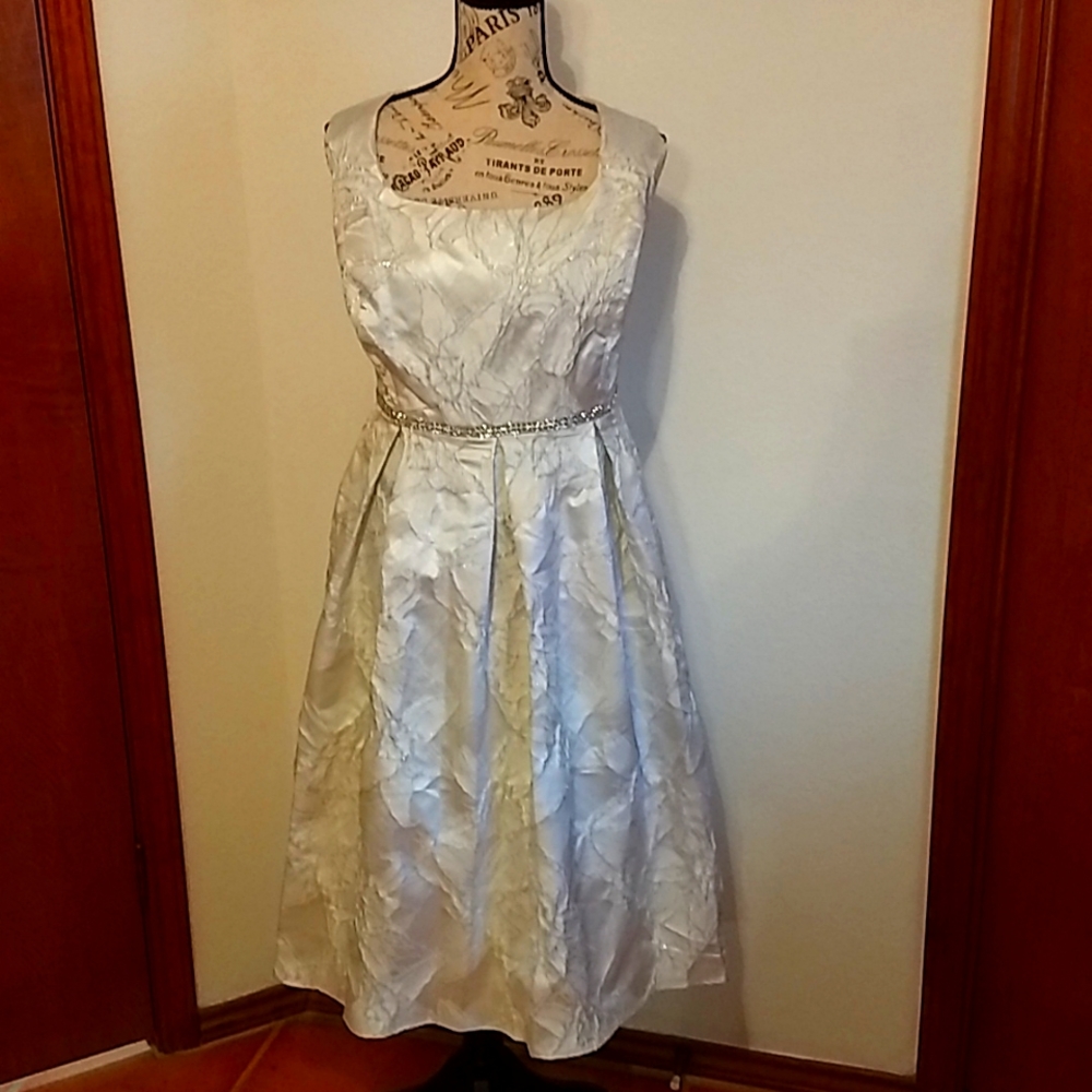 🆕 R&M Richards Retro Style Dress